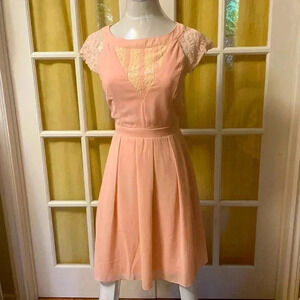Simple and beautiful summer  cream-pink dress for ladies